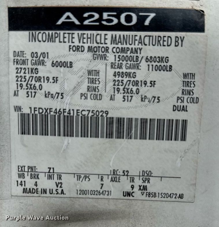 image for item EJ3672 2001 Ford F450 Super Duty XL bucket truck