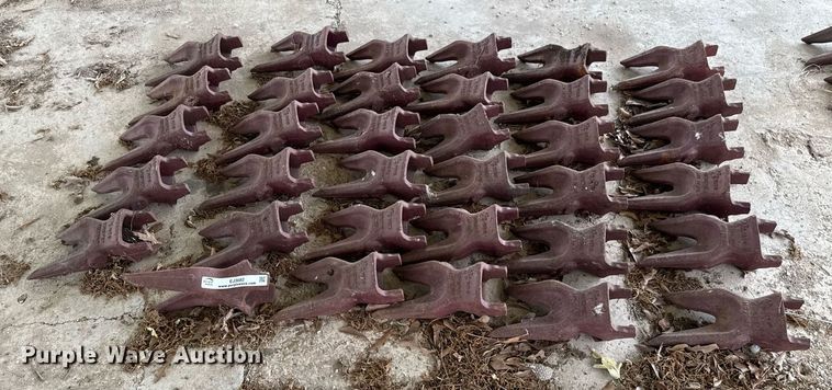 image for item EJ3682 (35) bucket teeth