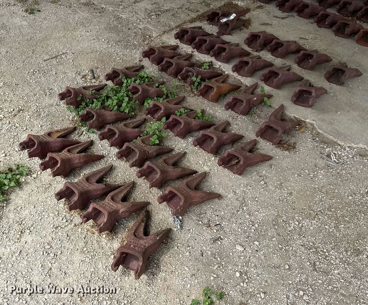 image for item EJ3683 (35) bucket teeth