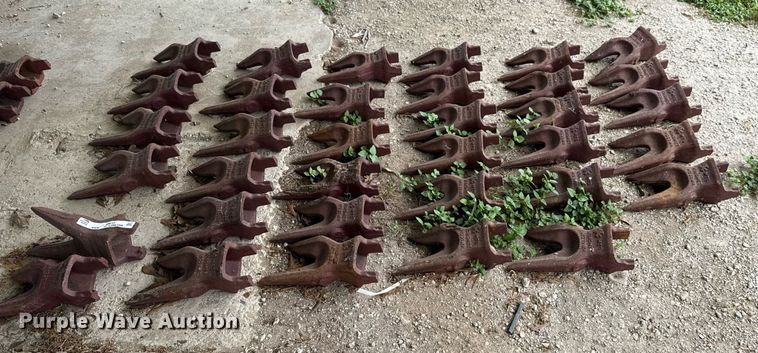 image for item EJ3683 (35) bucket teeth