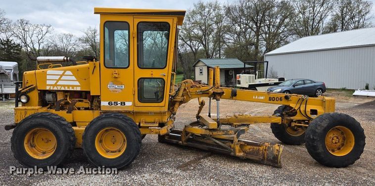 image for item EJ4790 1979 Fiat Allis 65-B rigid frame motor grader