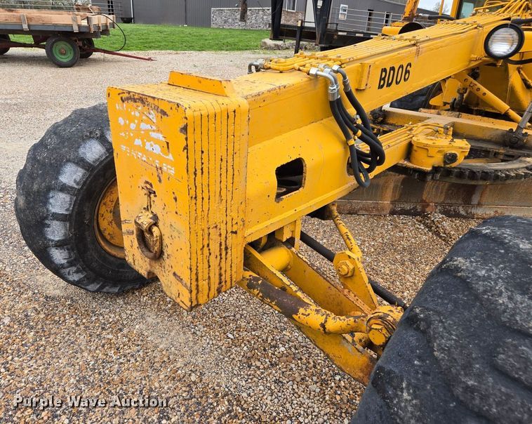 image for item EJ4790 1979 Fiat Allis 65-B rigid frame motor grader