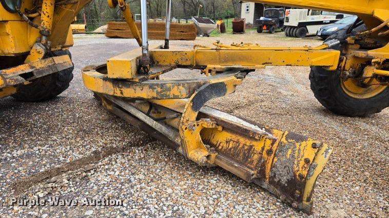 image for item EJ4790 1979 Fiat Allis 65-B rigid frame motor grader