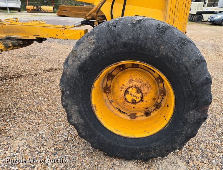 image for item EJ4790 1979 Fiat Allis 65-B rigid frame motor grader