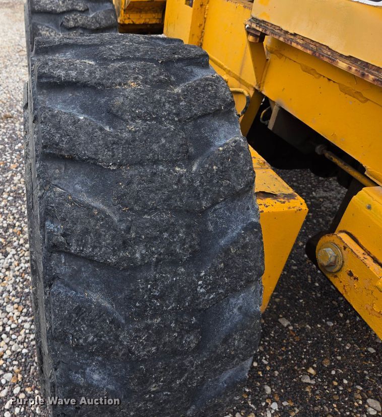 image for item EJ4790 1979 Fiat Allis 65-B rigid frame motor grader