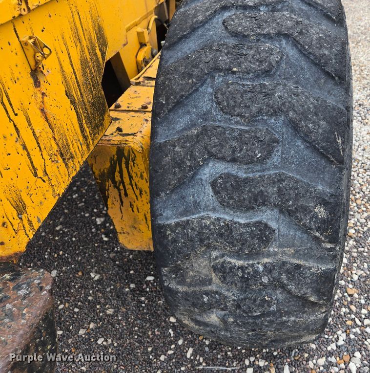 image for item EJ4790 1979 Fiat Allis 65-B rigid frame motor grader