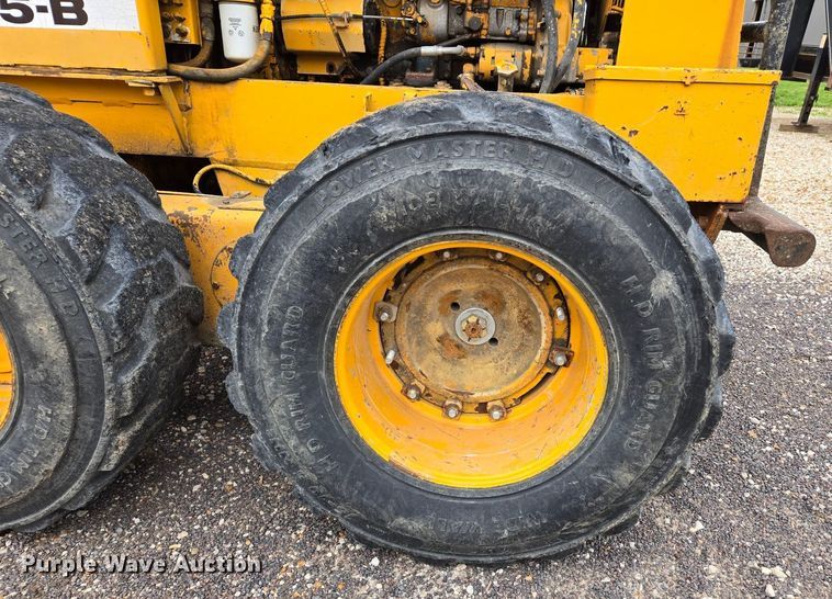 image for item EJ4790 1979 Fiat Allis 65-B rigid frame motor grader