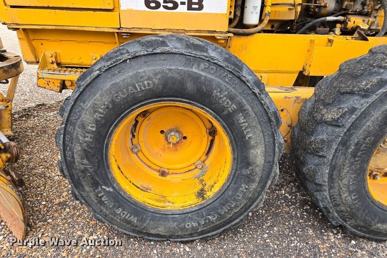 image for item EJ4790 1979 Fiat Allis 65-B rigid frame motor grader