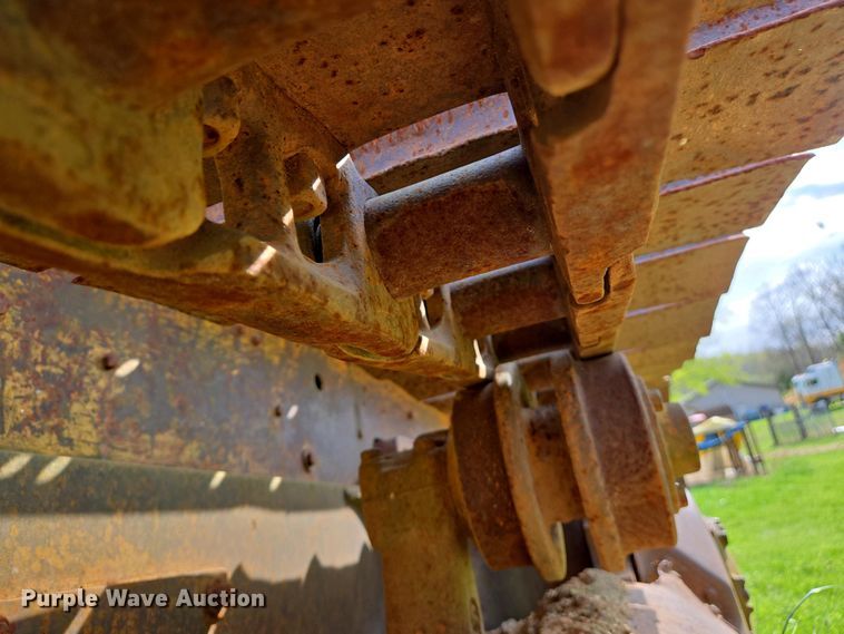 image for item EJ7455 1970 Caterpillar D4 dozer