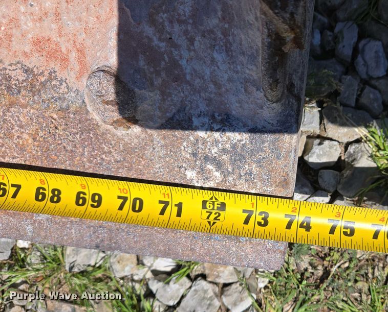 image for item EJ7458 2014 Gehl R220 skid steer loader