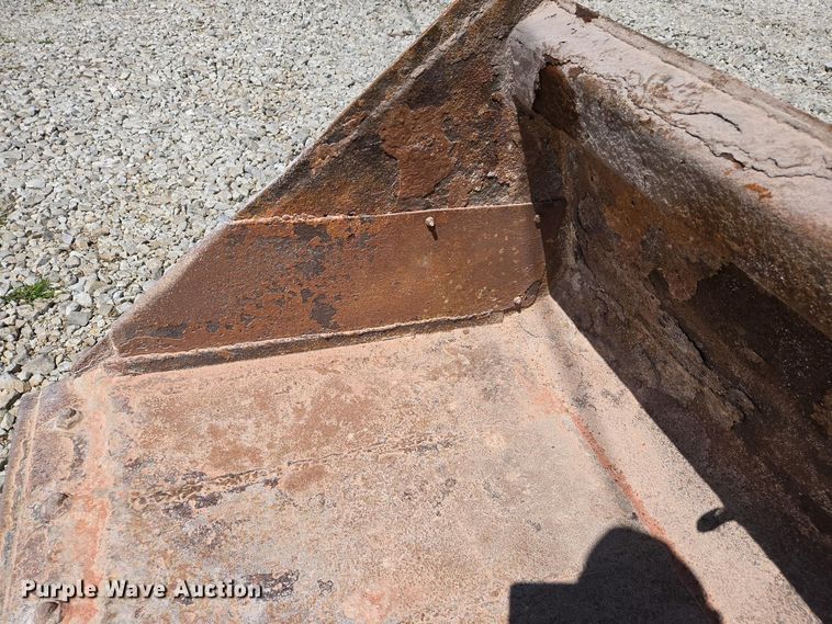 image for item EJ7458 2014 Gehl R220 skid steer loader