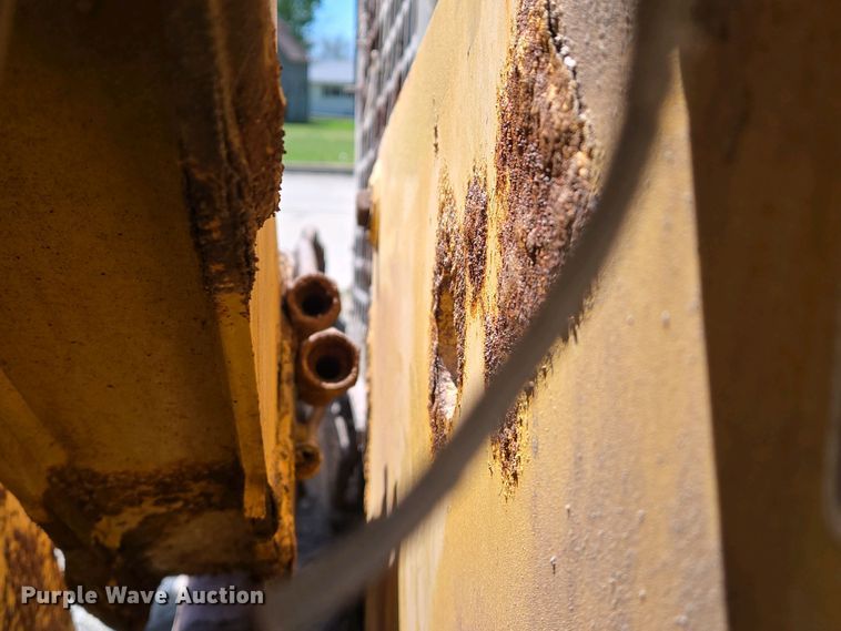 image for item EJ7458 2014 Gehl R220 skid steer loader