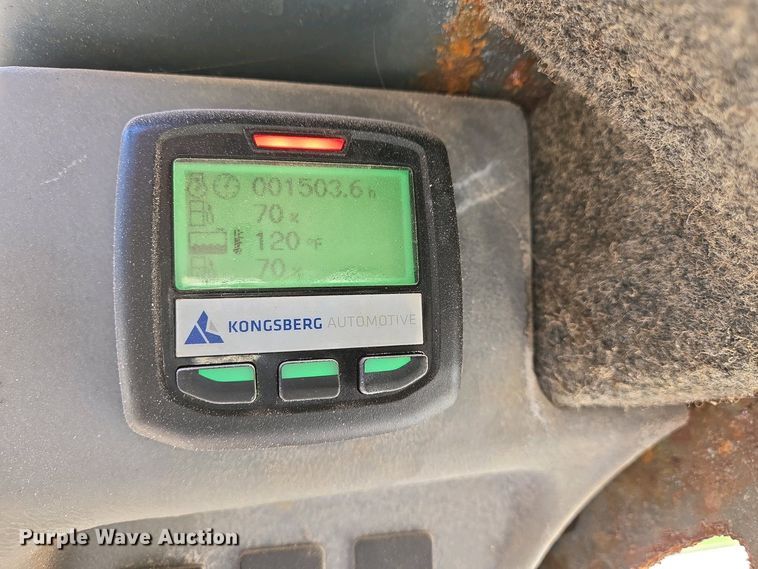 image for item EJ7458 2014 Gehl R220 skid steer loader