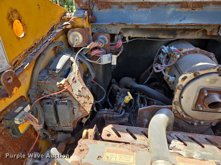 image for item EJ7458 2014 Gehl R220 skid steer loader