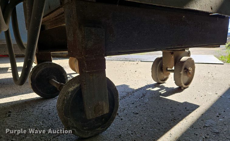 image for item EJ7461 (3) welders