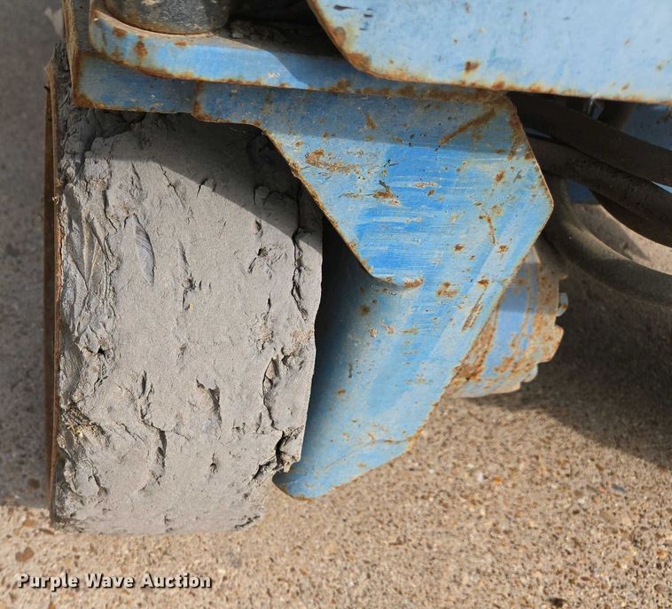 image for item EJ7474 2007 Genie GS1930 scissor lift