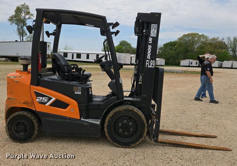 image for item EJ7483 Doosan D25S-9 forklift