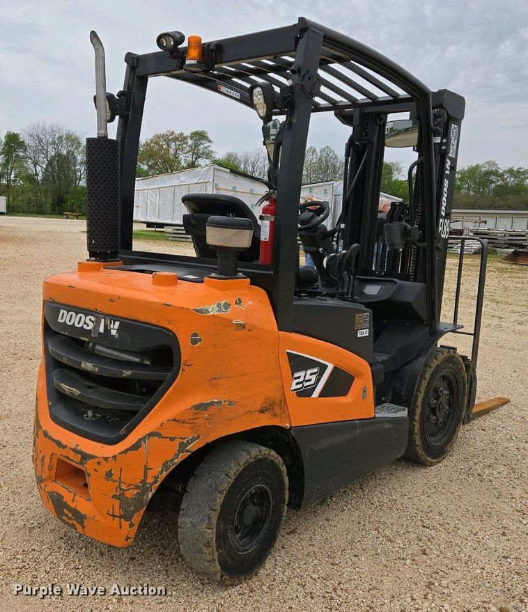 image for item EJ7483 Doosan D25S-9 forklift