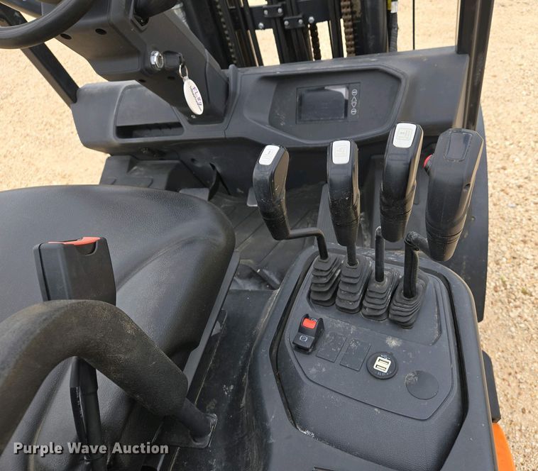 image for item EJ7483 Doosan D25S-9 forklift