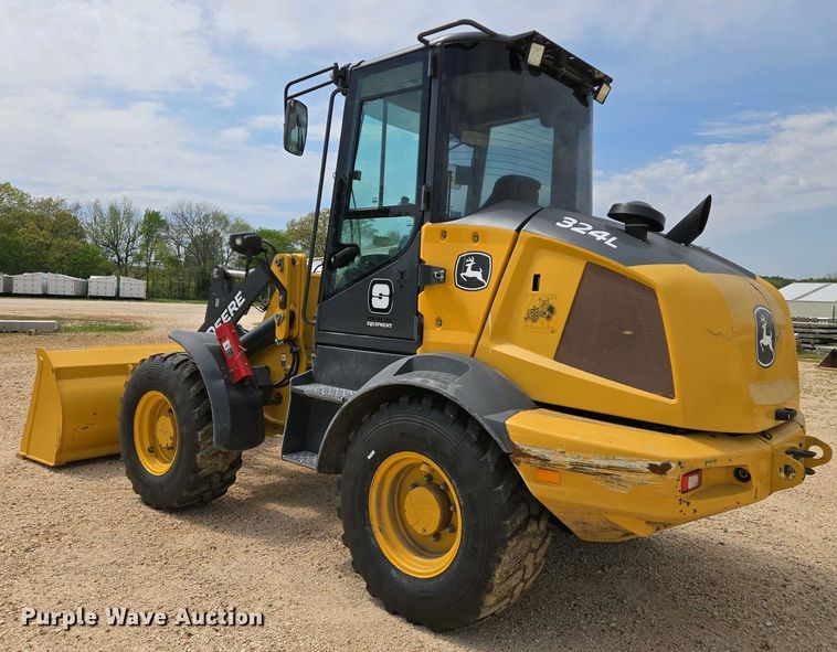 image for item EJ7484 2022 John Deere 324L wheel loader