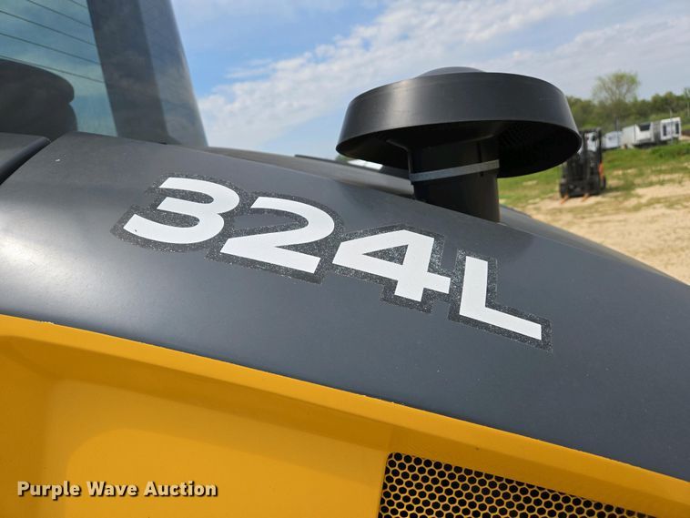 image for item EJ7484 2022 John Deere 324L wheel loader