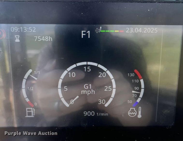 image for item EJ7484 2022 John Deere 324L wheel loader