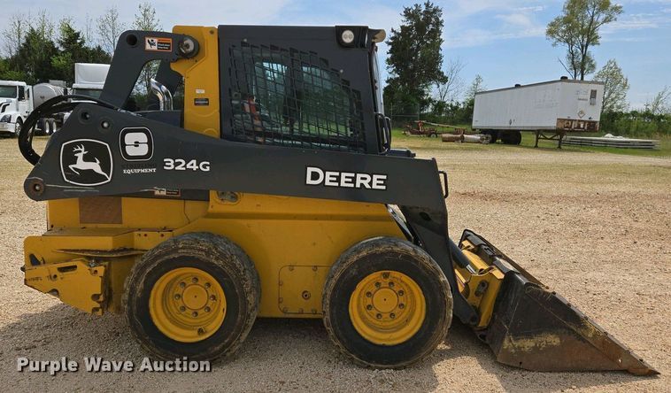 image for item EJ7485 2022 John Deere 324G skid steer loader