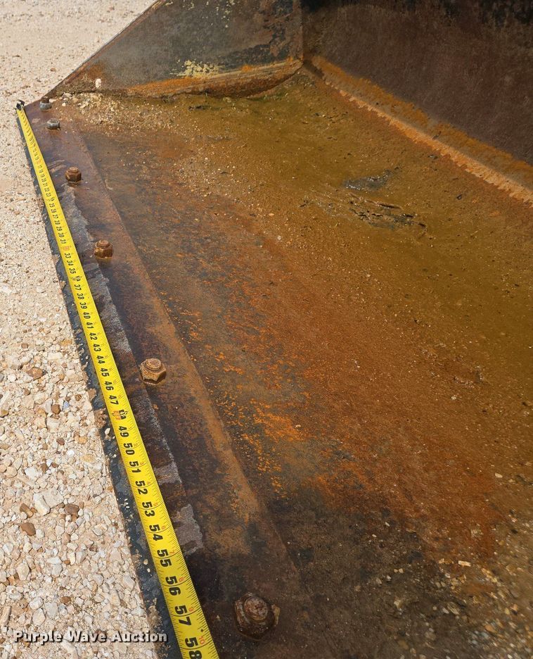 image for item EJ7485 2022 John Deere 324G skid steer loader