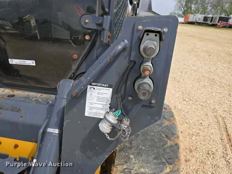 image for item EJ7485 2022 John Deere 324G skid steer loader