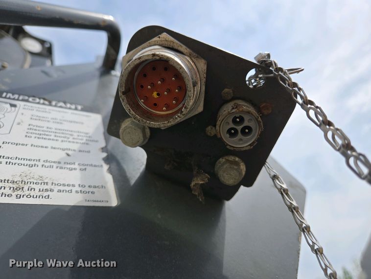 image for item EJ7485 2022 John Deere 324G skid steer loader