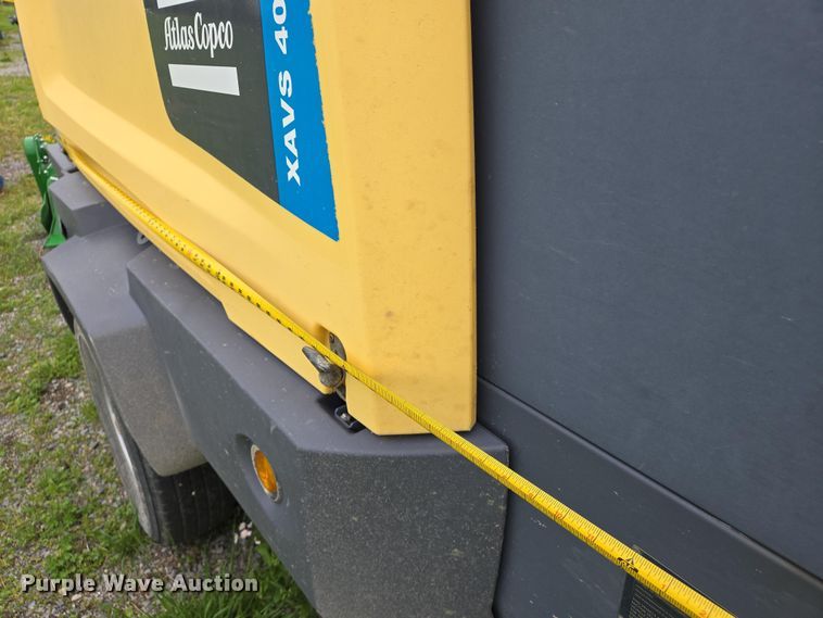 image for item EJ7491 Atlas Copco XAVS 400 air compressor