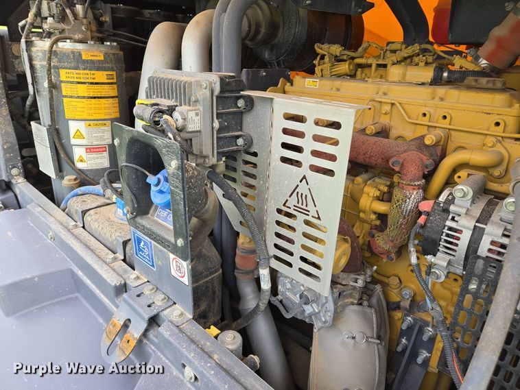 image for item EJ7491 Atlas Copco XAVS 400 air compressor