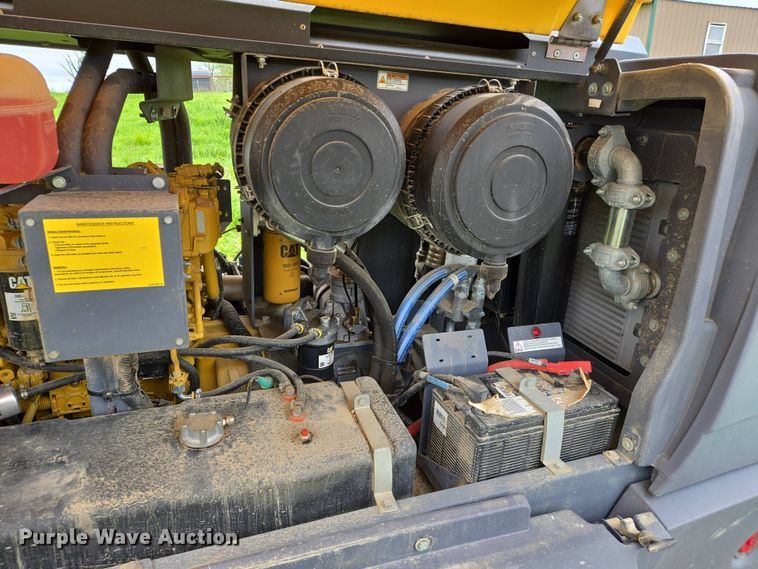 image for item EJ7491 Atlas Copco XAVS 400 air compressor