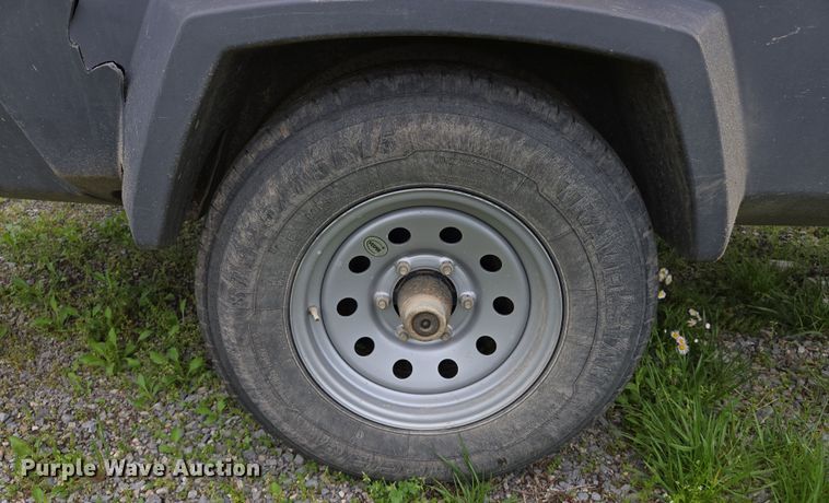 image for item EJ7491 Atlas Copco XAVS 400 air compressor