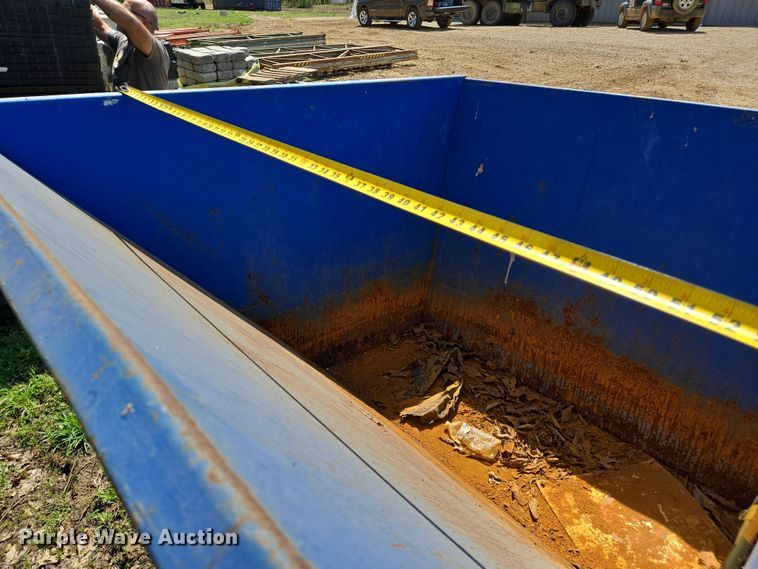 image for item EJ7505 (2) forklift dump hoppers