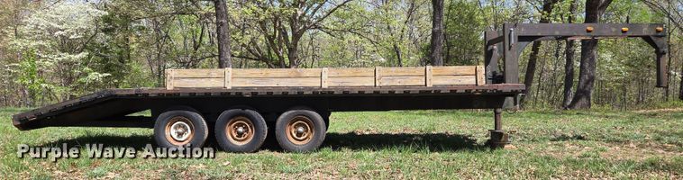 image for item EJ7506 1992 Shop built equipment trailer