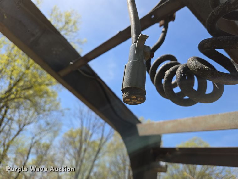 image for item EJ7506 1992 Shop built equipment trailer