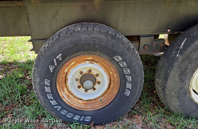 image for item EJ7506 1992 Shop built equipment trailer