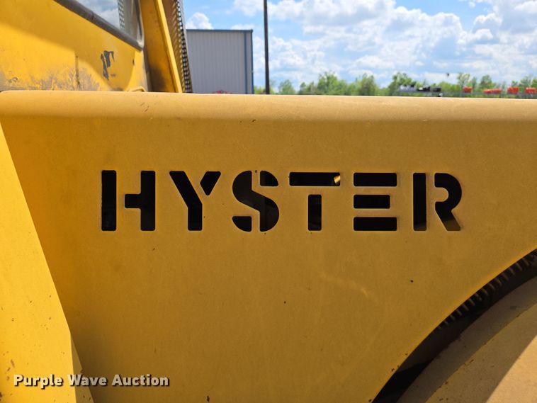 image for item EJ7519 Hyster H180H forklift