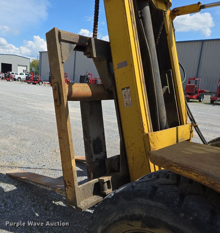 image for item EJ7519 Hyster H180H forklift
