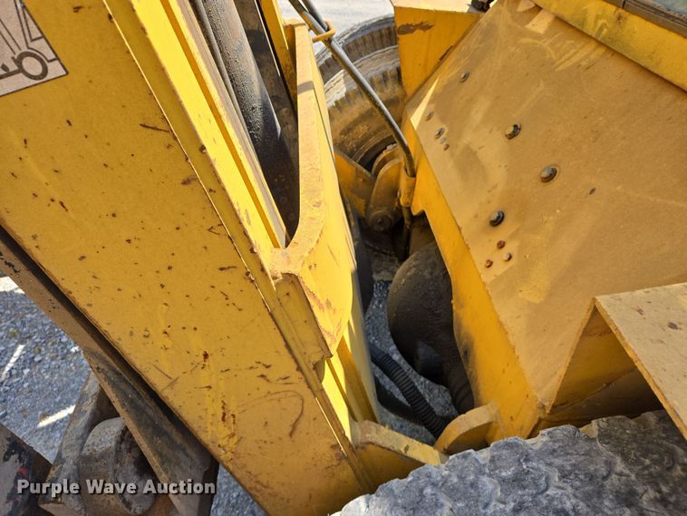 image for item EJ7519 Hyster H180H forklift