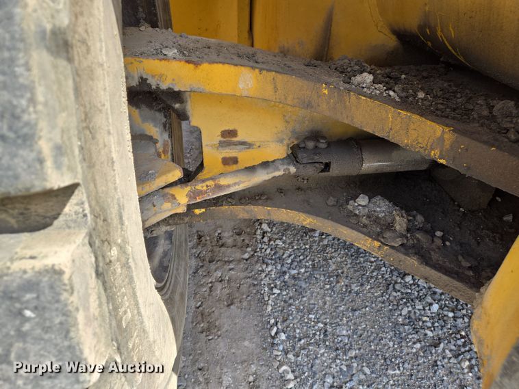 image for item EJ7519 Hyster H180H forklift