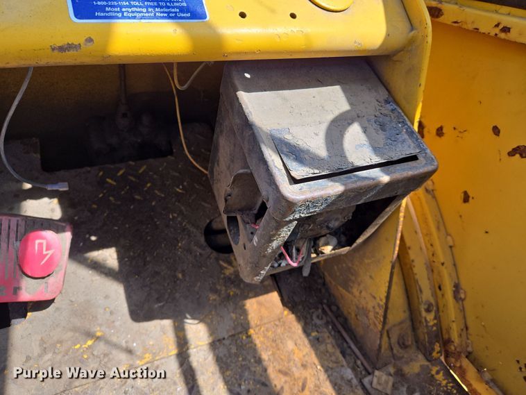 image for item EJ7519 Hyster H180H forklift