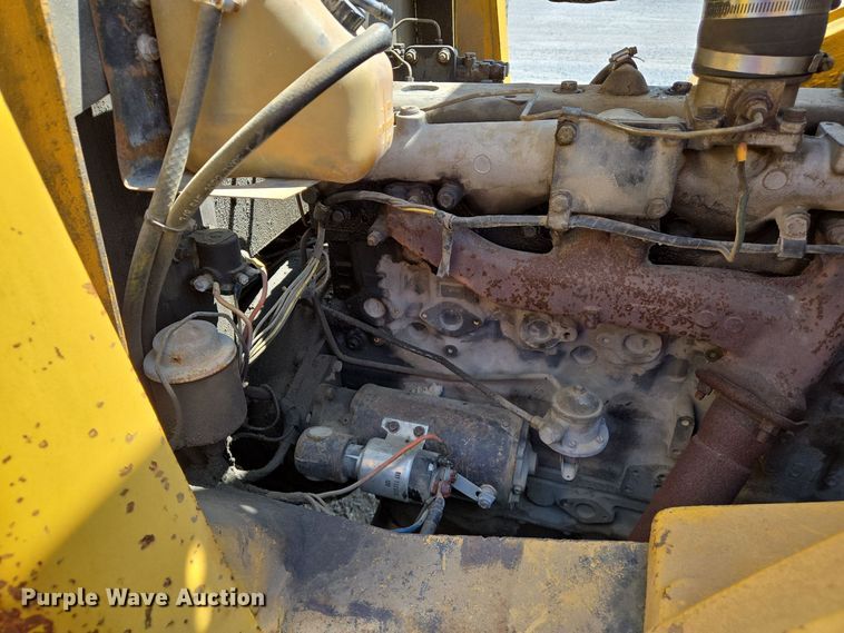 image for item EJ7519 Hyster H180H forklift