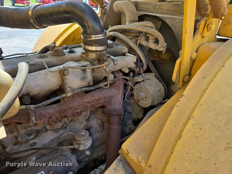 image for item EJ7519 Hyster H180H forklift