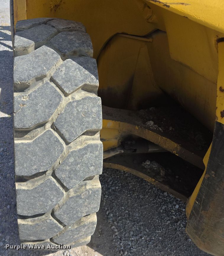 image for item EJ7519 Hyster H180H forklift