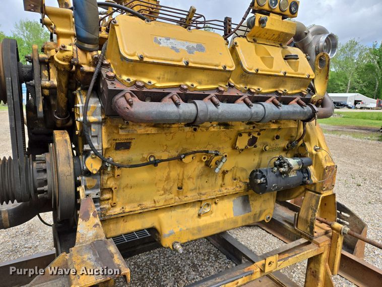 image for item EJ7552 1984 Caterpillar 3412 engine