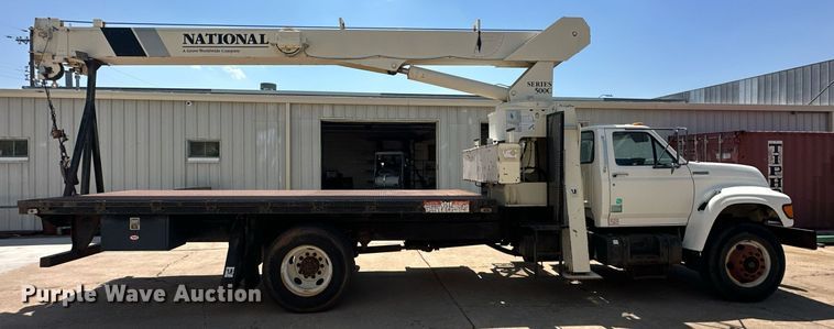 image for item EJ8657 1998 Ford F800 crane truck