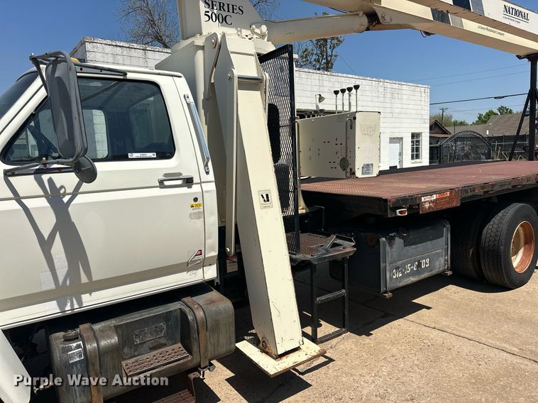 image for item EJ8657 1998 Ford F800 crane truck