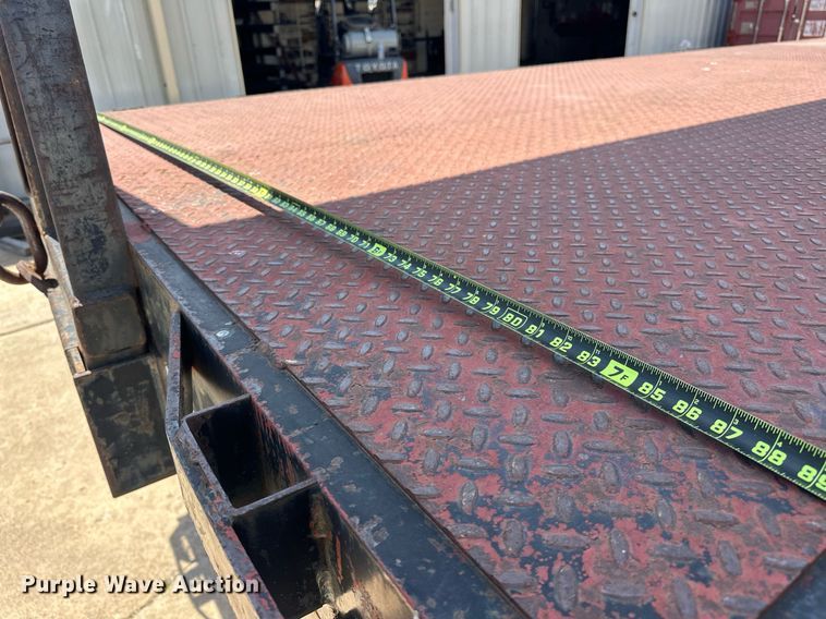 image for item EJ8657 1998 Ford F800 crane truck